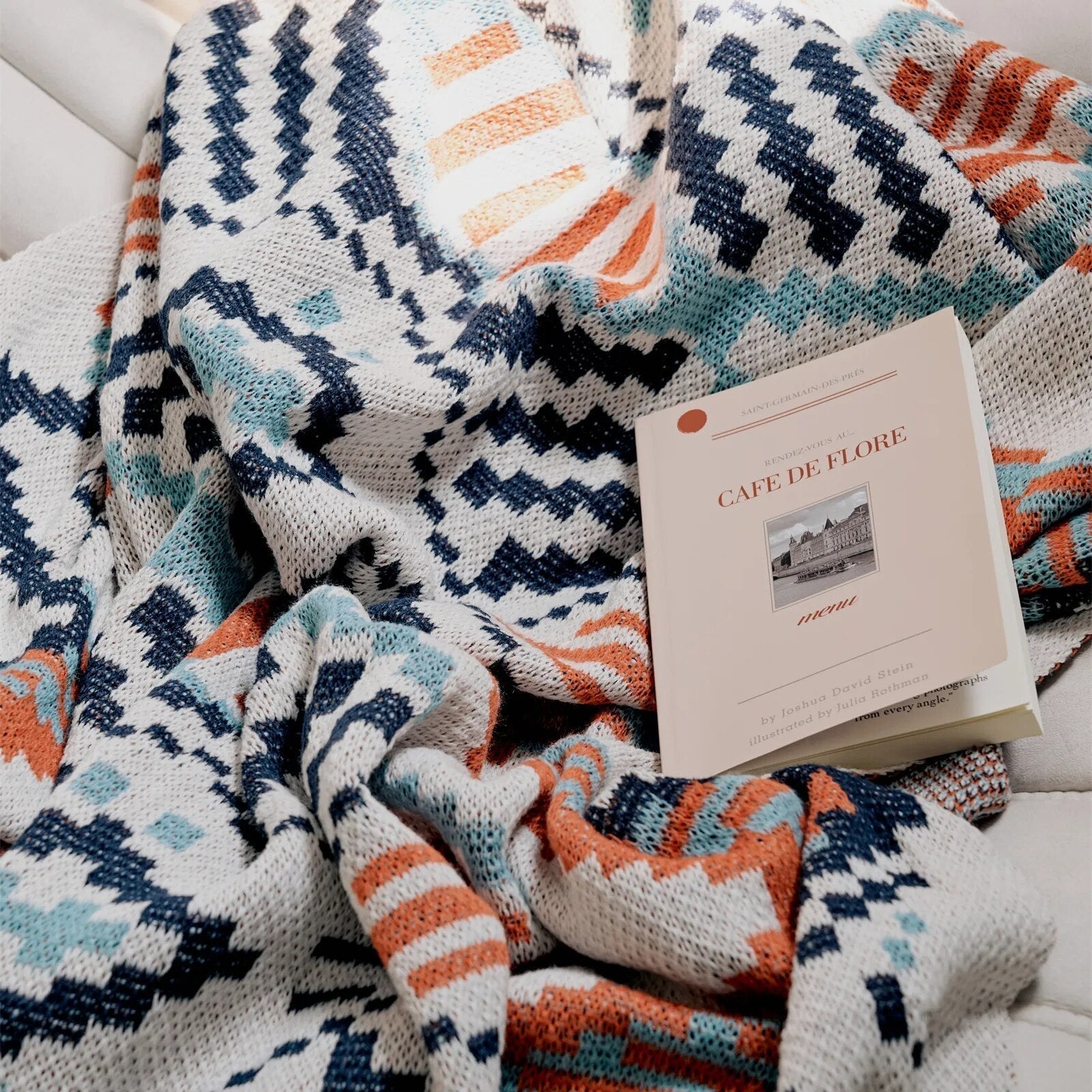 Stylish Geometric Blanket with Pattern