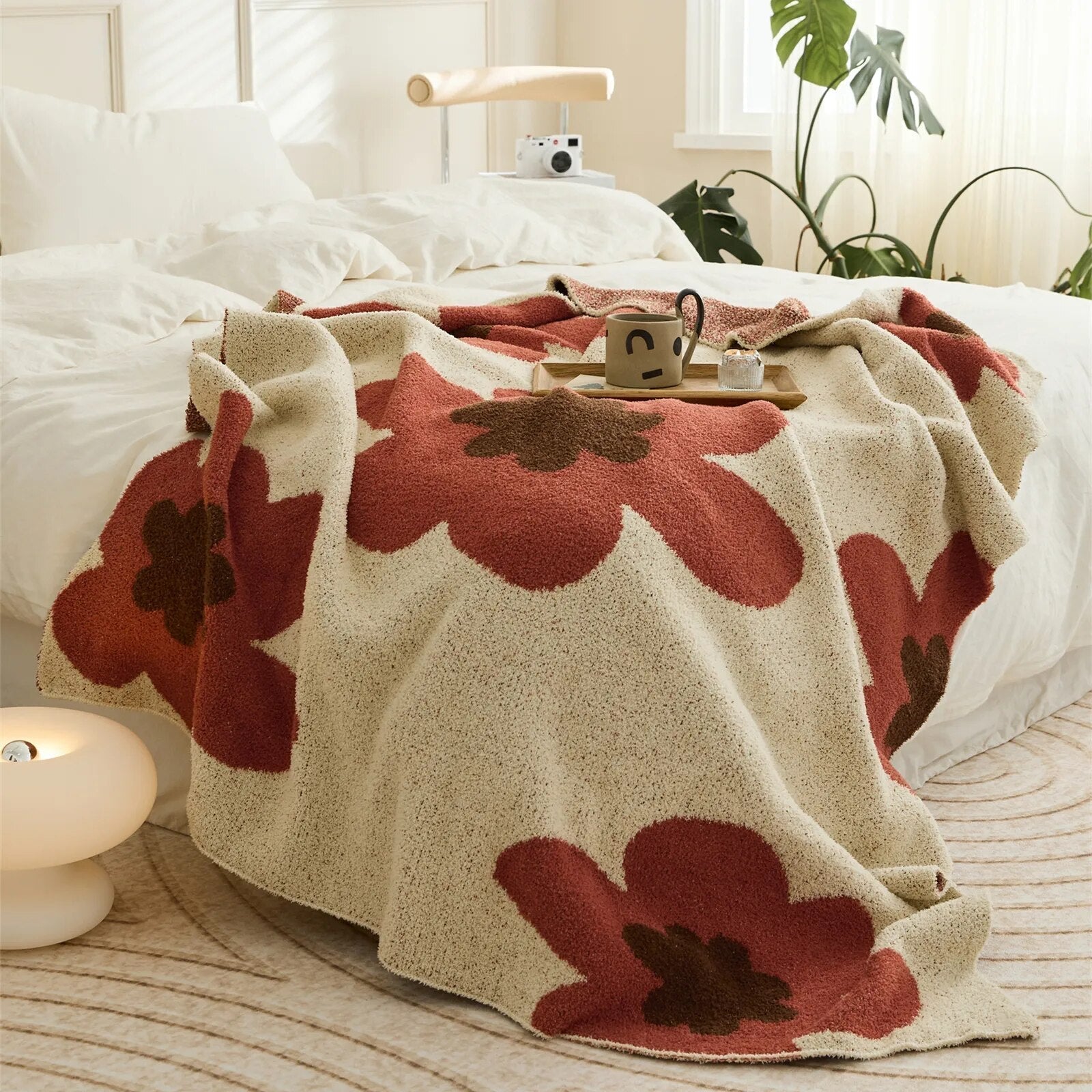 Cozy Flower Pattern Cuddle Blanket